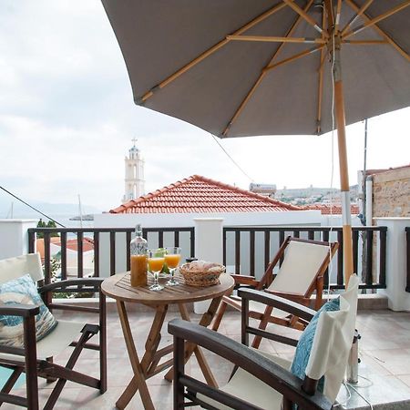 Luca'S Houses Chalki Town Bagian luar foto
